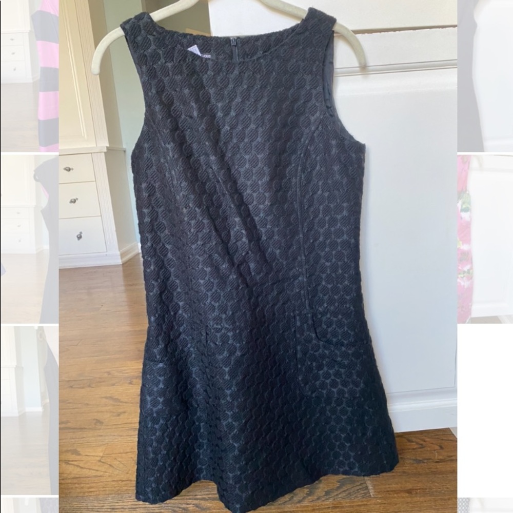 Conspicuous Black polka dot sleeveless dress